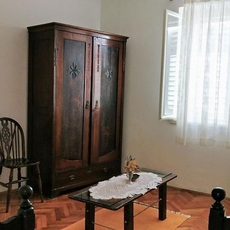 Guesthouse Lidija Сутиван Экстерьер фото